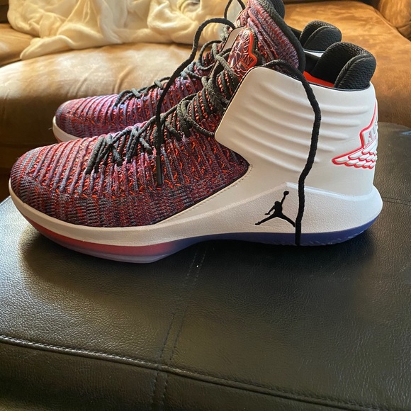 Air jordans main image 8
